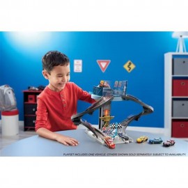 MATTEL CARS RUST-EZE YARIŞ KULESİ GJW42