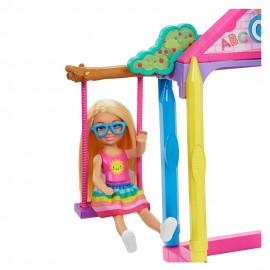 MATTEL CHELSEA OKULDA OYUN SETİ GHV80
