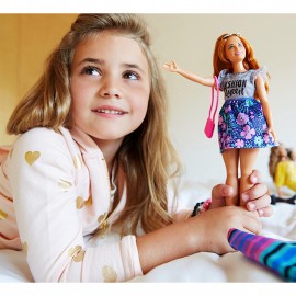 MATTEL BARIE FJF67 FASHIONISTA BEBEK