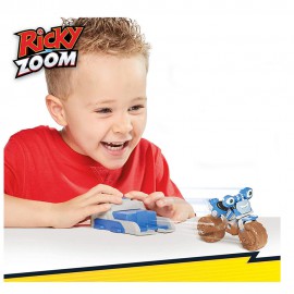 TOMY RİCKY ZOOM BAS VE FIRLAT SETİ TRZ20038