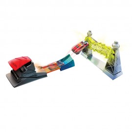 MATTEL FTH79 AKROBASİ ATLAYIŞI OYUN PARKI