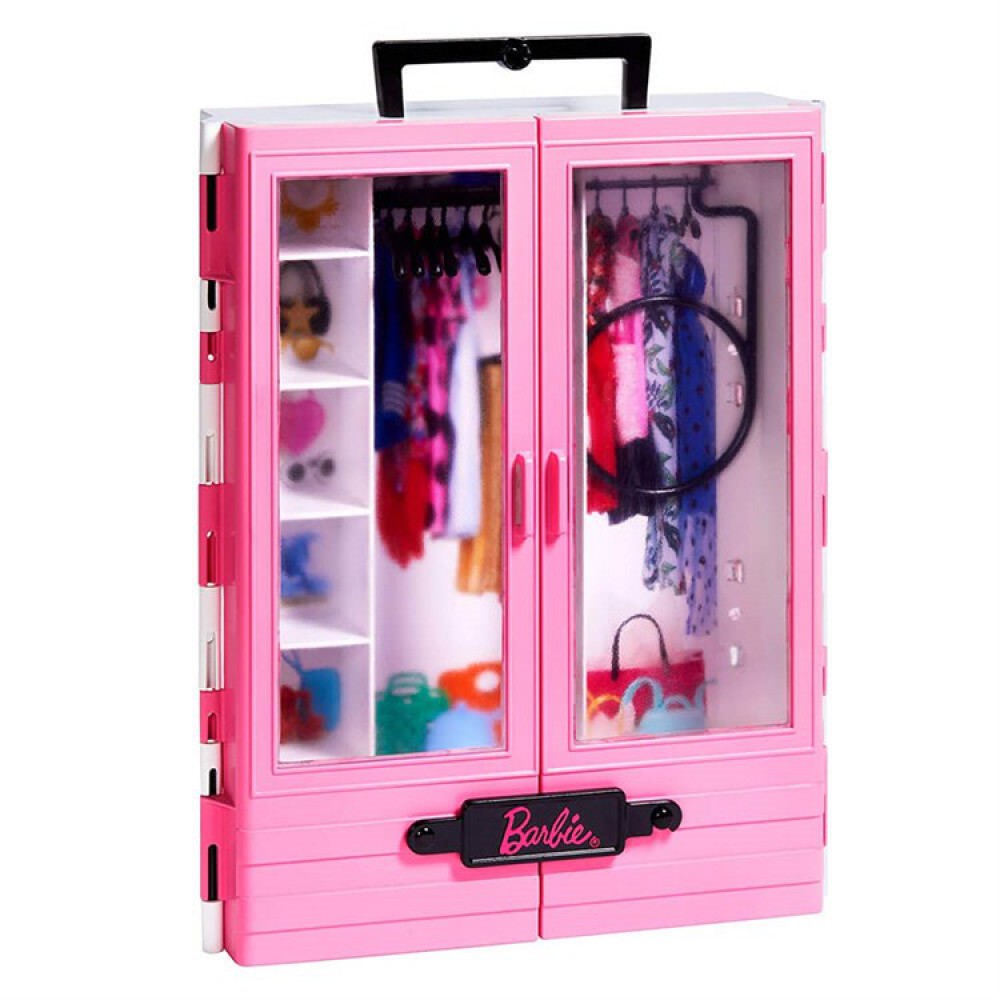 BARBIE NİN PEMBE GARDROBU GBK11 MATTEL 